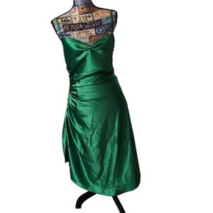 Miss Circle Montego Emerald Green Satin Dress Size Slit Size Medium